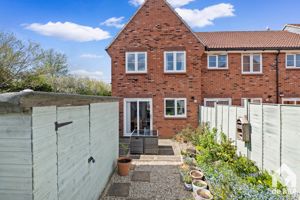 Photo 15- click for photo gallery